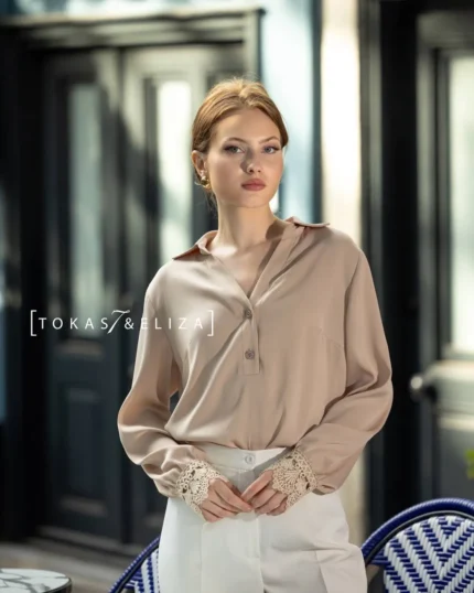Cynthia Double-Button Collar Blouse