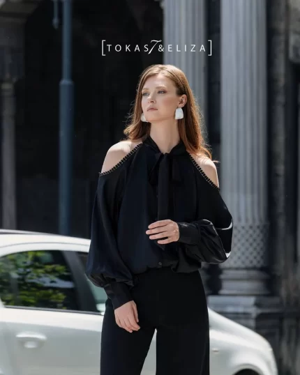 Diamanti Off-Shoulder Blouse