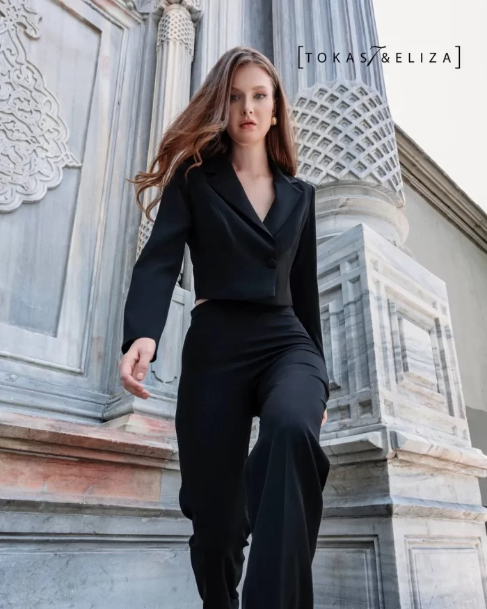 Ortiz Cropped Blazer & Pants Set