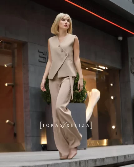 Carilo Crepe Vest & Pants Set